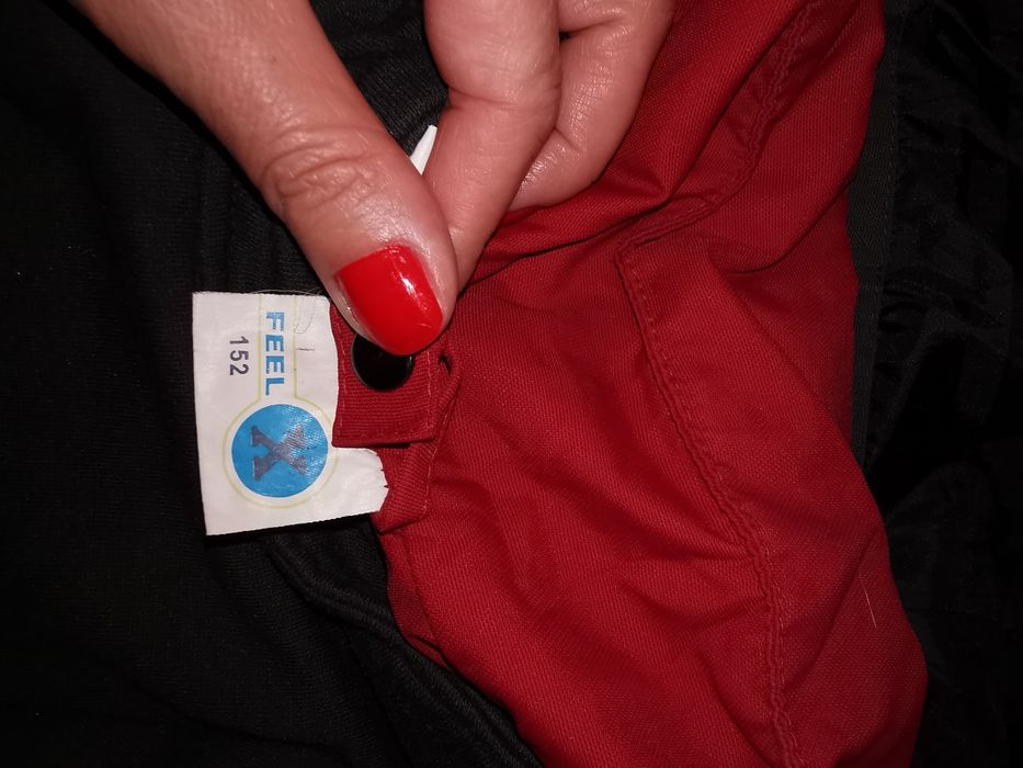 Geaca impermeabila mărime 152