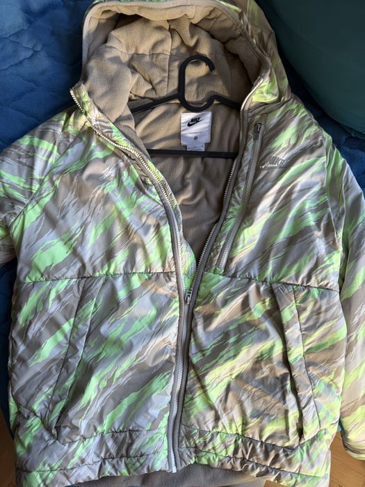 Яке nike.
