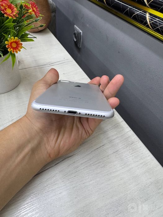 Iphone 7 plus 32 GB ideal
