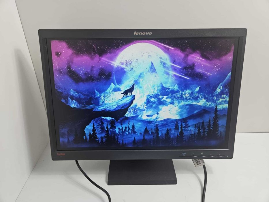 +Гаранция! Монитор Lenovo L2250P 22" инча + кабели