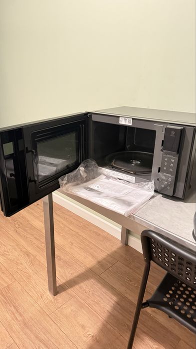 Микроволновая печь. Духовка.