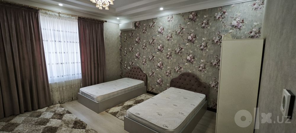 Katta Hasanboyda fayzli hovli sotiladi 6 sotix