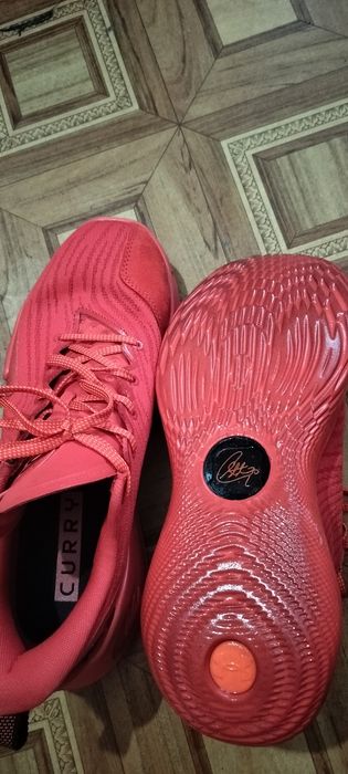 Кроссовки under armour 43.5