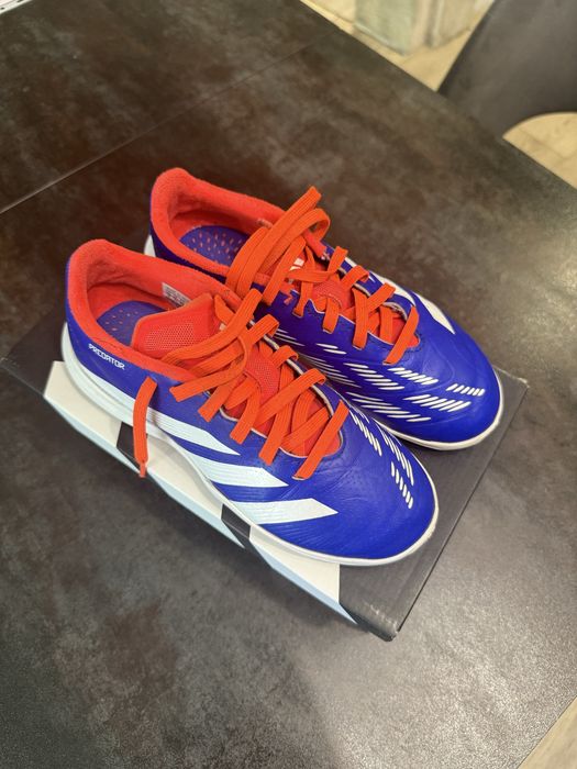 Adidas original детские футболтные бутсы (сороконожки)