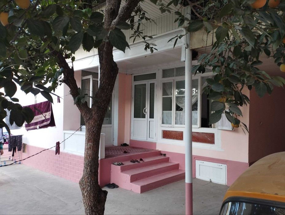 Қази махаллада участка 6 сотих. 2 - линия.