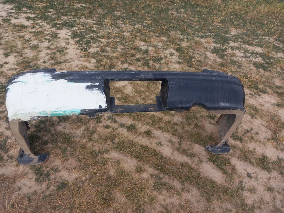 Продам бампер передний ниссан цефиро