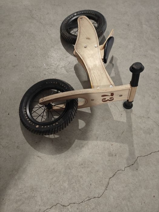 Bicicletă de echilibru fără pedale din lemn