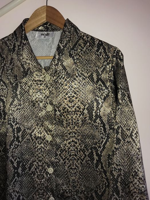 Cămașă animal print material lucios