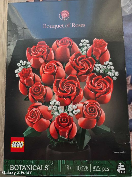 Lego roses 18+ 822pcs