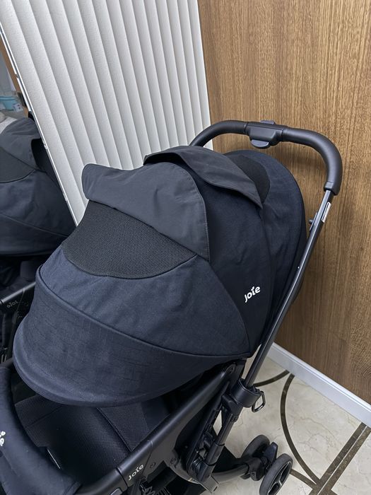 Продам коляску joie