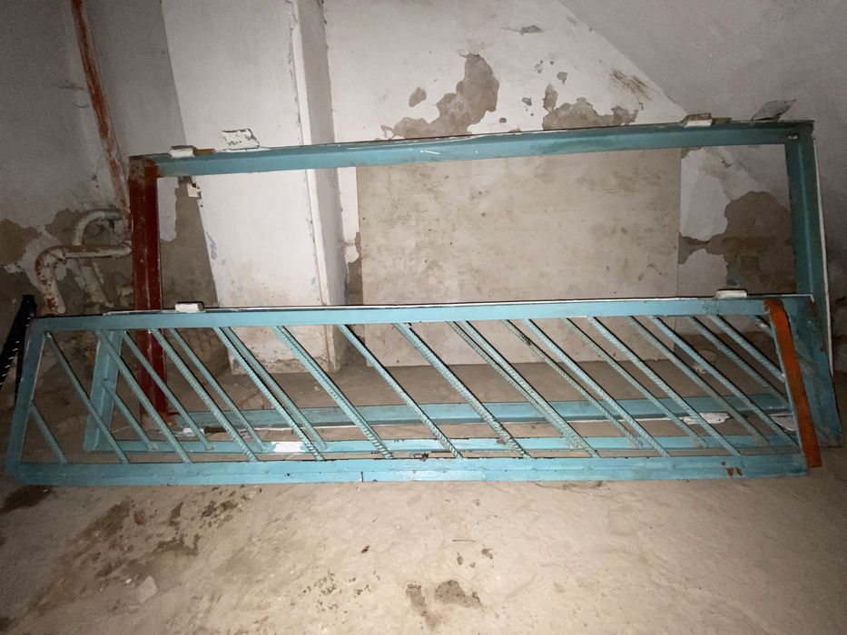 Калетка для дверь