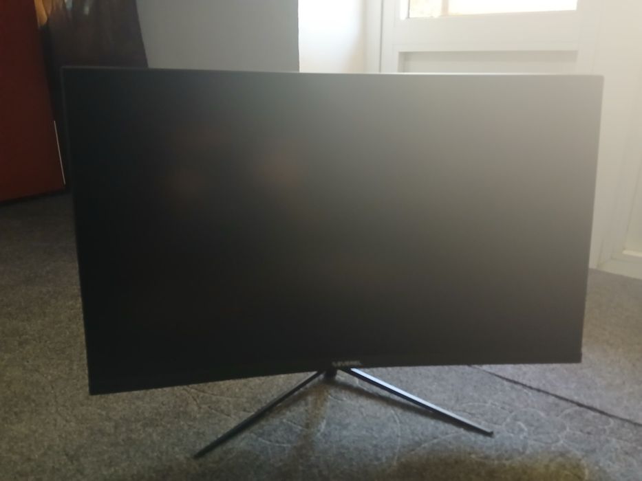 Curved Manitor 27 talik 200hz Sotiladi!