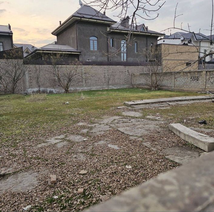 Продаётся земельный участок первая линия, Яшнабадский район  8-соток