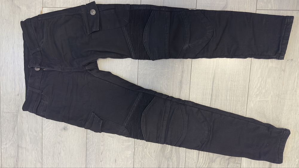 Vand Blugi Moto cu protectii