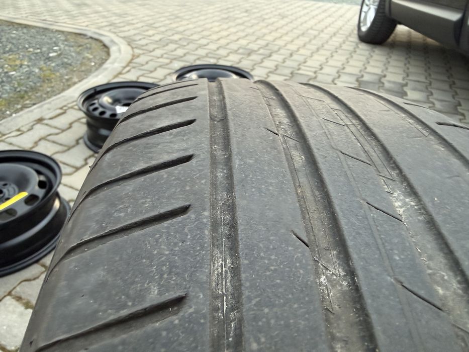 2бр. Летни Гуми С Борд 215/60R/17 -VREDESTEIN- DOT:0322 *40€ за 2бр. *