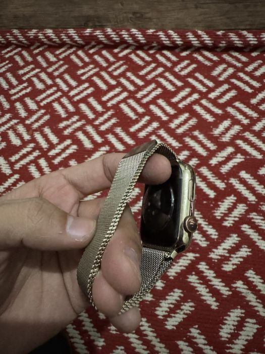 iWatch series 8 45mm Sapphire Milanese GPS+LTE