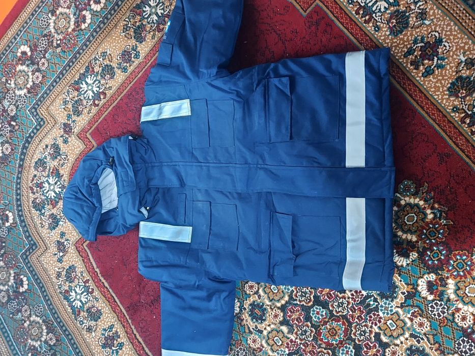 Продается спецовка зимняя