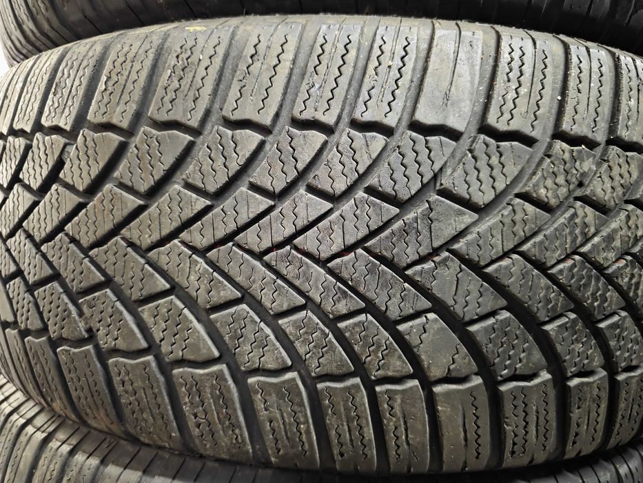 4бр Зимни гуми 205 55 17 - Bridgestone - DOT 2023