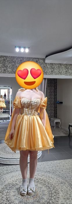 Платье нарядное для девушки