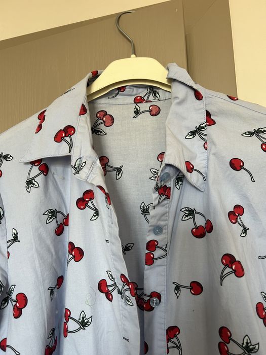 Дамска риза