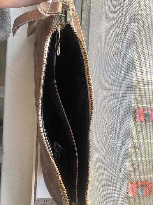 urban outfitters  geanta din piele maro