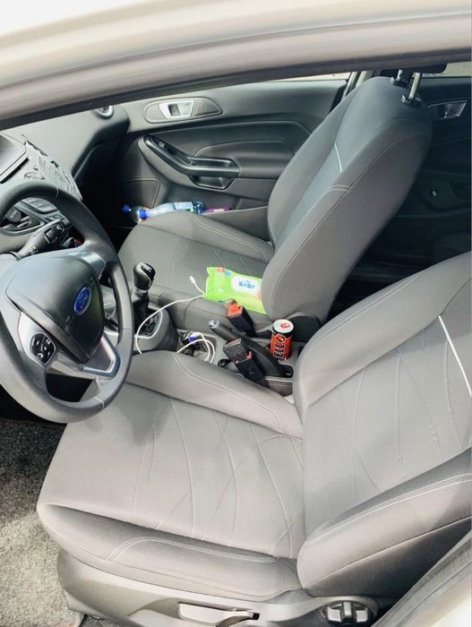 Vând Ford fiesta 2015 1.6 diesel