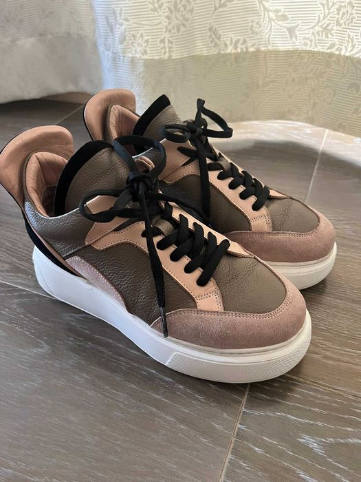 Дамски кецове на платформа от марката Bianki отлично състояние Бианки