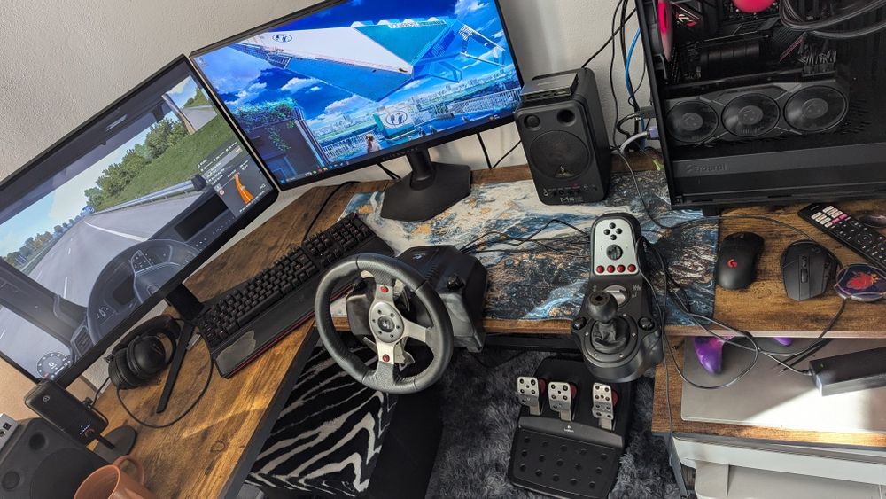 Volan Logitech G25