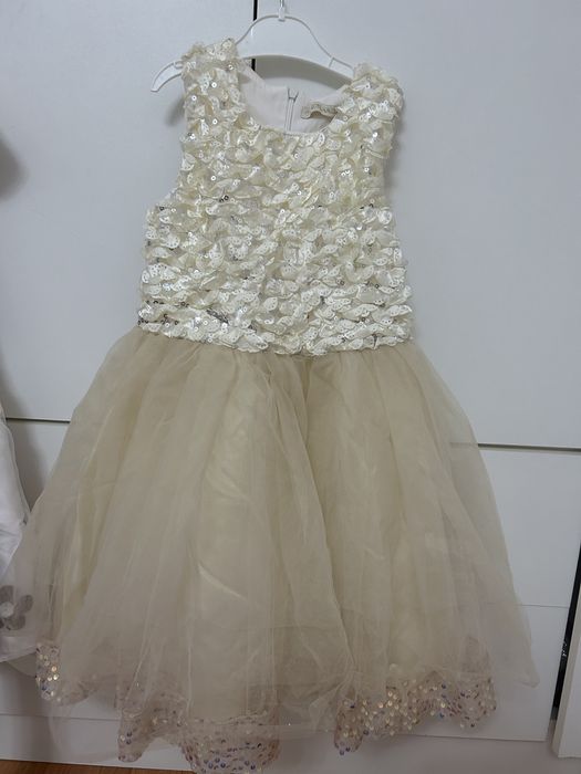 Платье нарядные