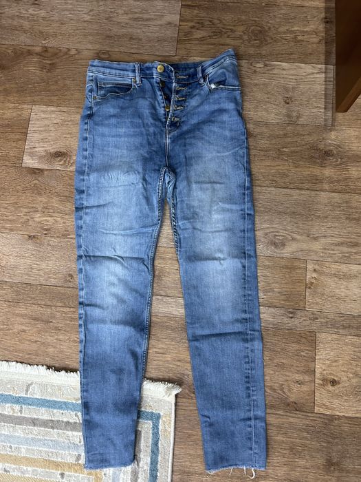 Продам женские вещи