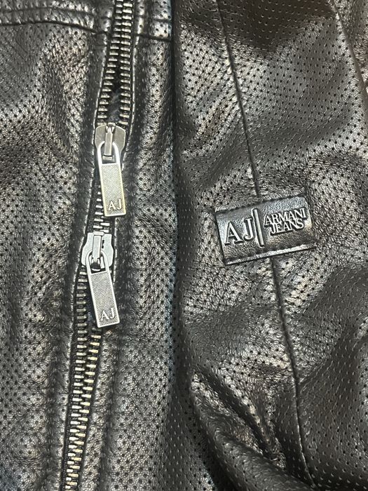 Куртка кожаная бомбер Armani jeans