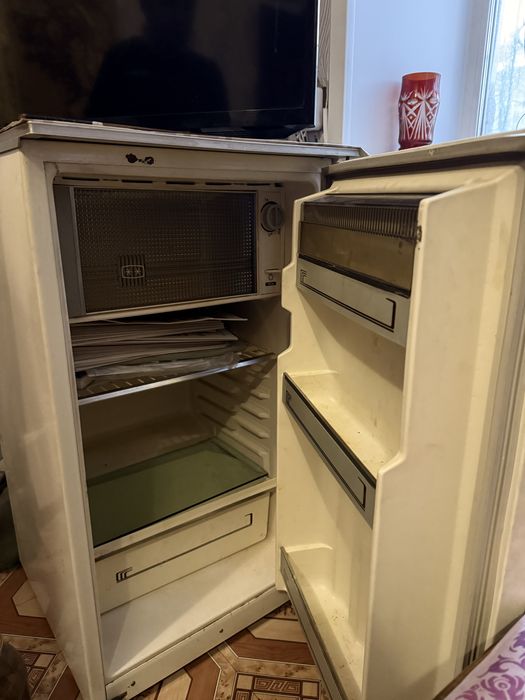 Советский холодильник «Саратов»