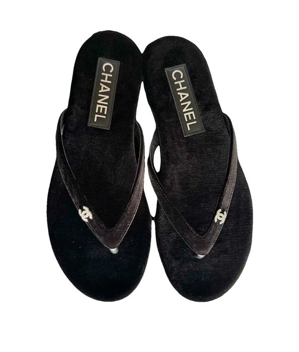 Papuci de catifea Chanel