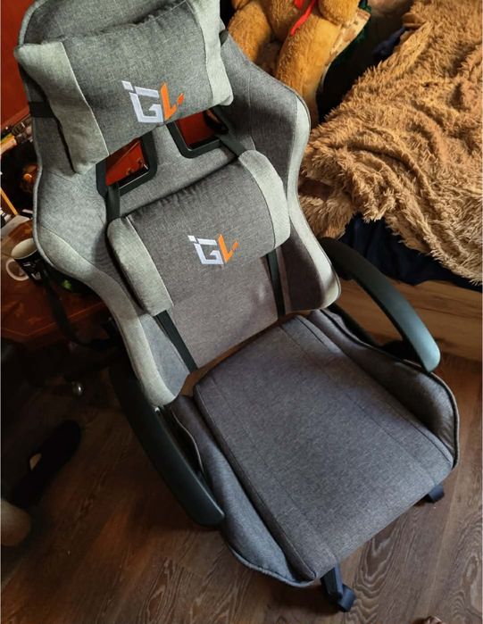 Ергономичен геймърски офис стол с лумбална и шийна опора – комфорт за