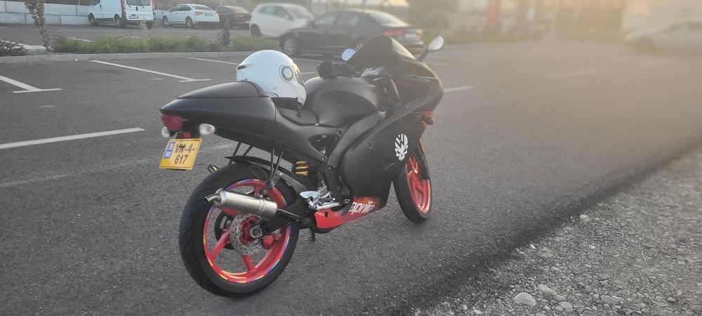Scuter Aprilia rs50
