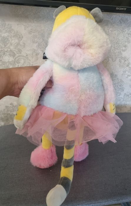 Продам куклу и другие игрушки в отличном состоянии