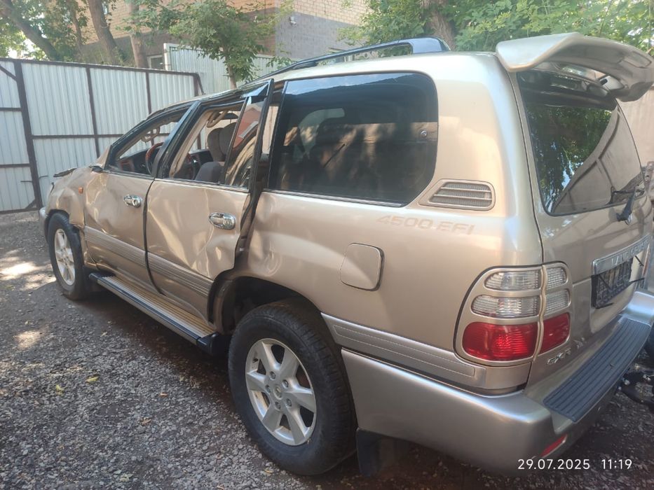 Авто на разбор Land Cruiser 100