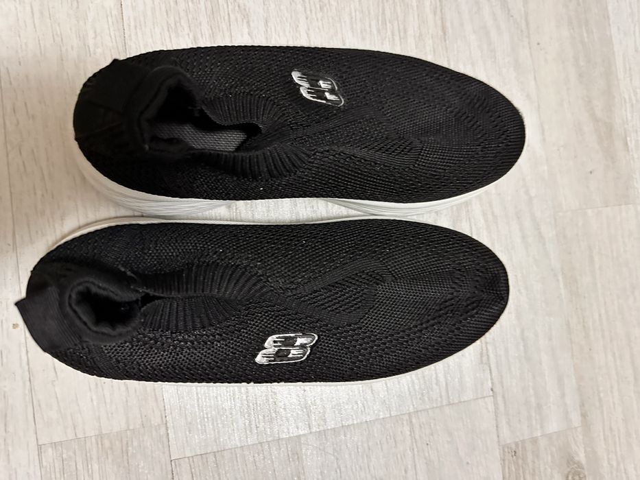 Sketchers dama 36