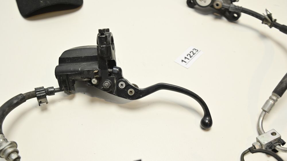 Maneta De Frana Cu Pompa Cu Etrieri Fata + Furtune TMAX 530 2012 2016