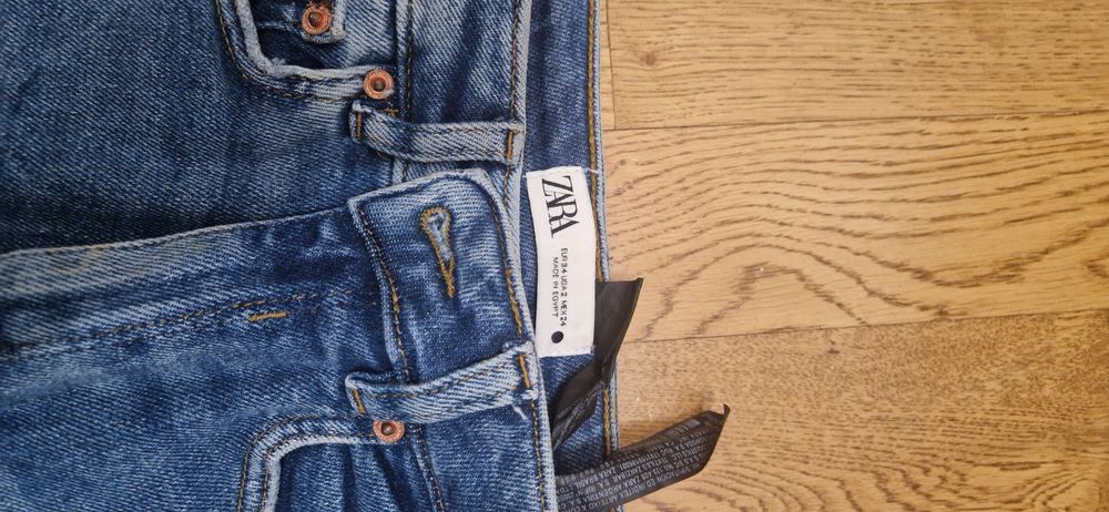 Blugi Zara mărimea 34