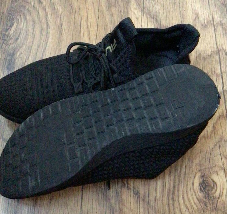 Маркови дамски маратонки FILA в хубаво състояние, размер 40