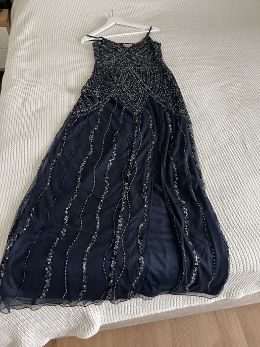 Тъмно синя рокля Lace & Beads