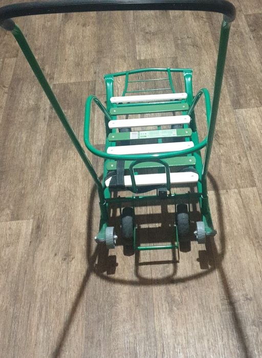 Продам зимние санки