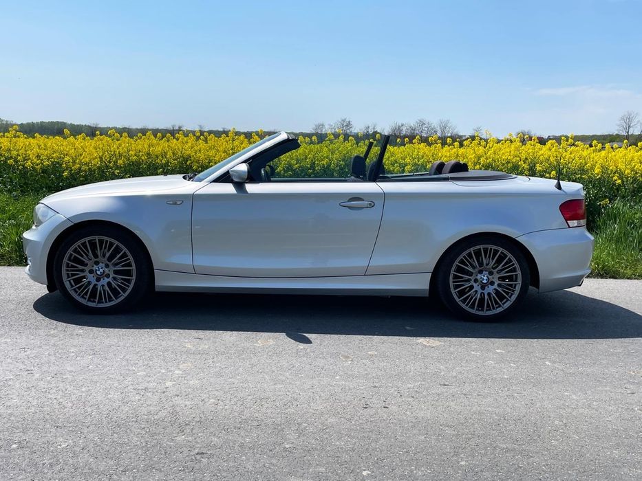 Vând Bmw e88 118.i benzina