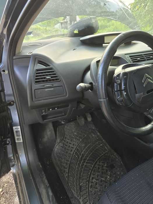 Citroen C4 1.6 HDi 109 коня на части