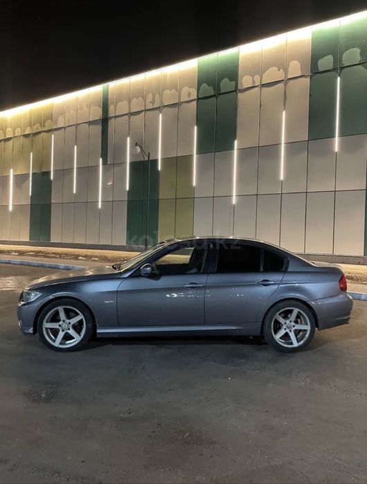 Продам BMW 318 E90 рестайлинг