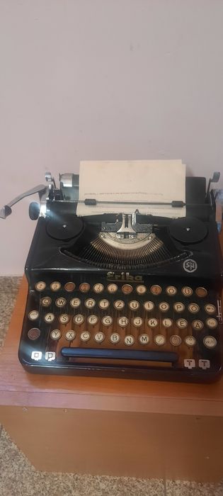 Mașină de scris Erika 1930