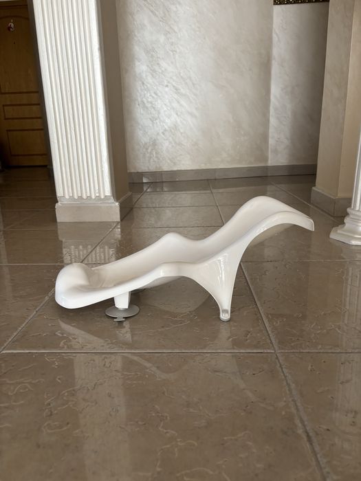 Бебешко шезлонгче за къпане