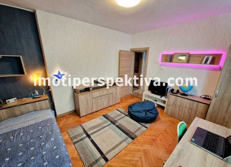 Продава се Многостаен апартамент в Пловдив, Център - 106 кв.м за 1883 €/кв.м - Снимка #3