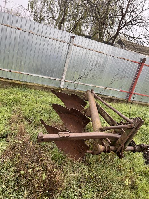 Tractor Universal 650